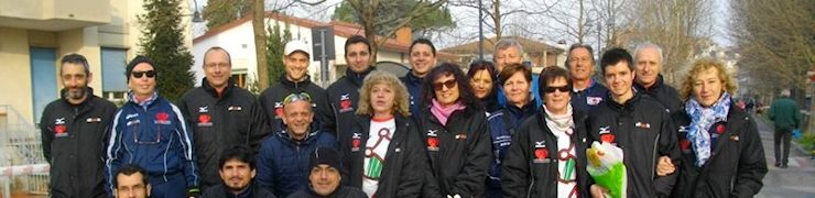 Foto di gruppo degli Ospedalieri presenti alla mezza maratona di Fucecchio